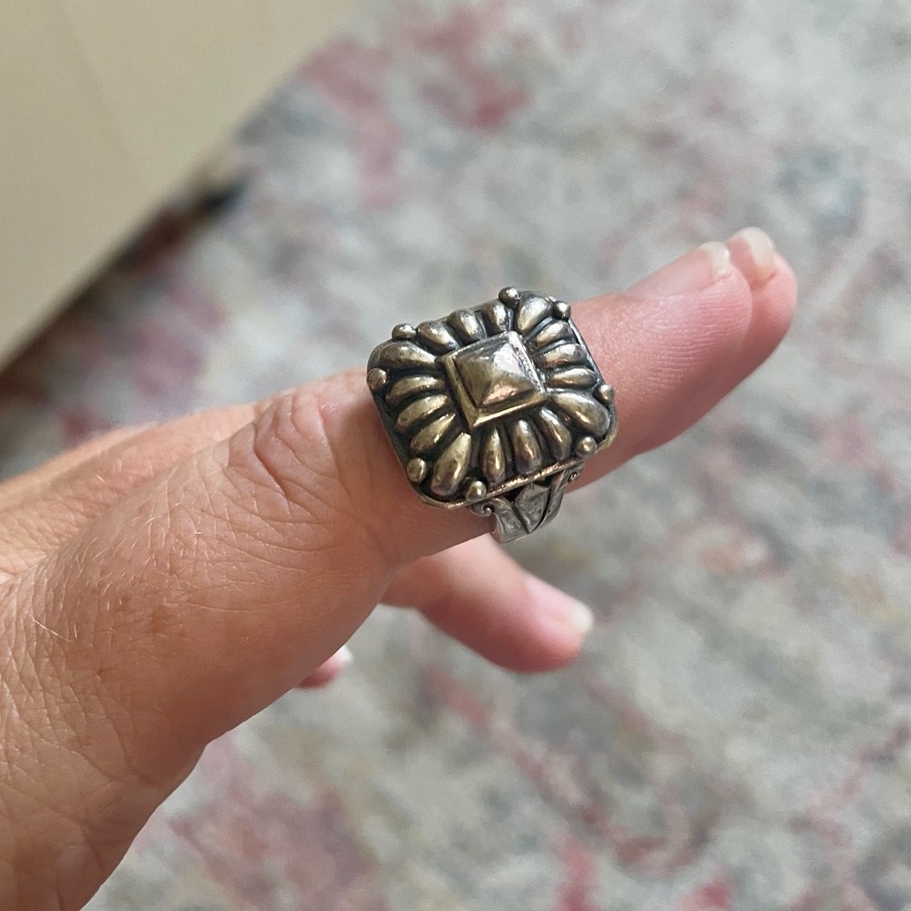Kate Spade Silver Floral Square Ring
